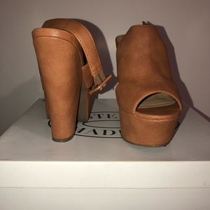 Steve Madden Edgy Cognac